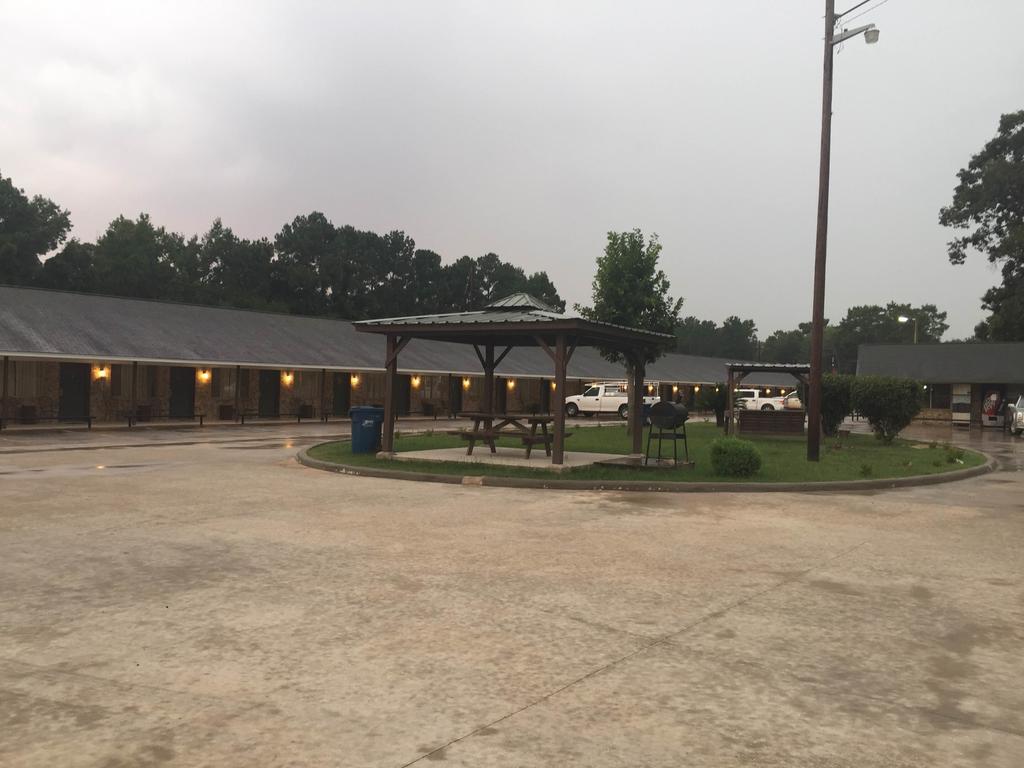 Garden Inn And Suites Silsbee ภายนอก รูปภาพ