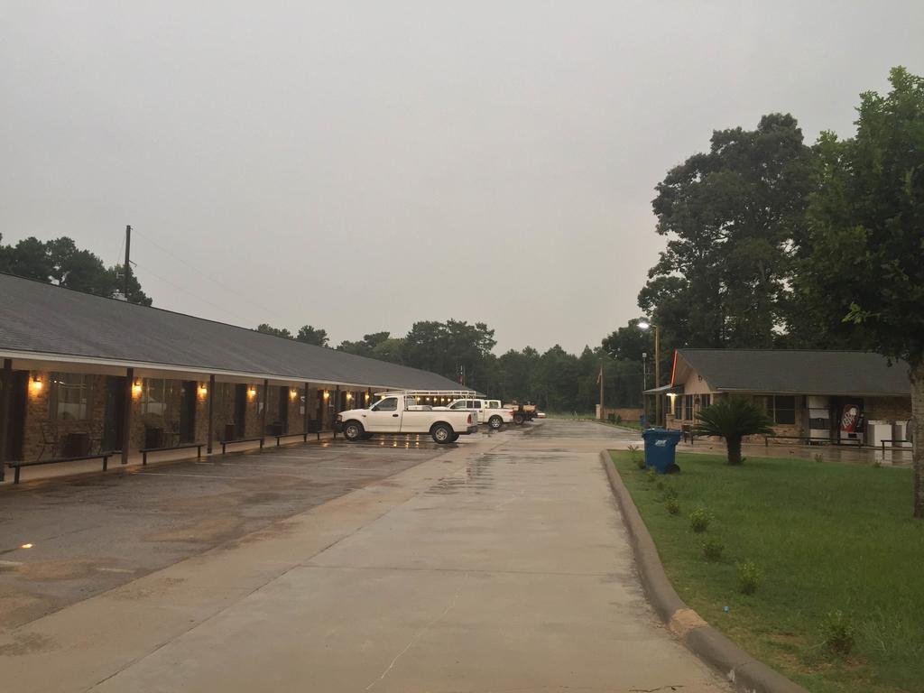 Garden Inn And Suites Silsbee ภายนอก รูปภาพ