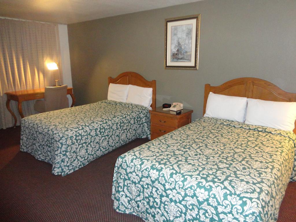 Garden Inn And Suites Silsbee ห้อง รูปภาพ